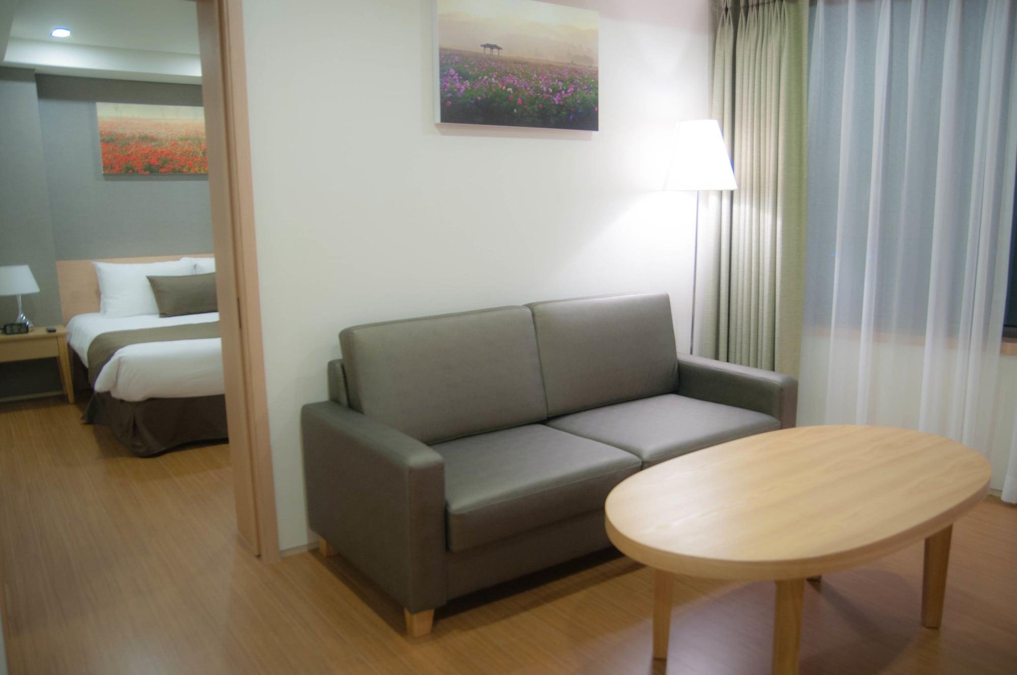 Benikea Jungmun Hotel Seogwipo Eksteriør bilde